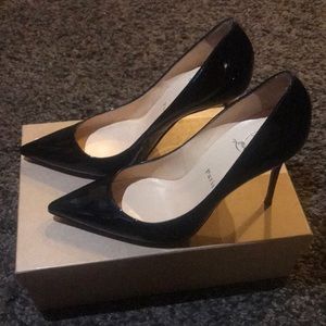 Christian Louboutin Décolleté Patent Heel